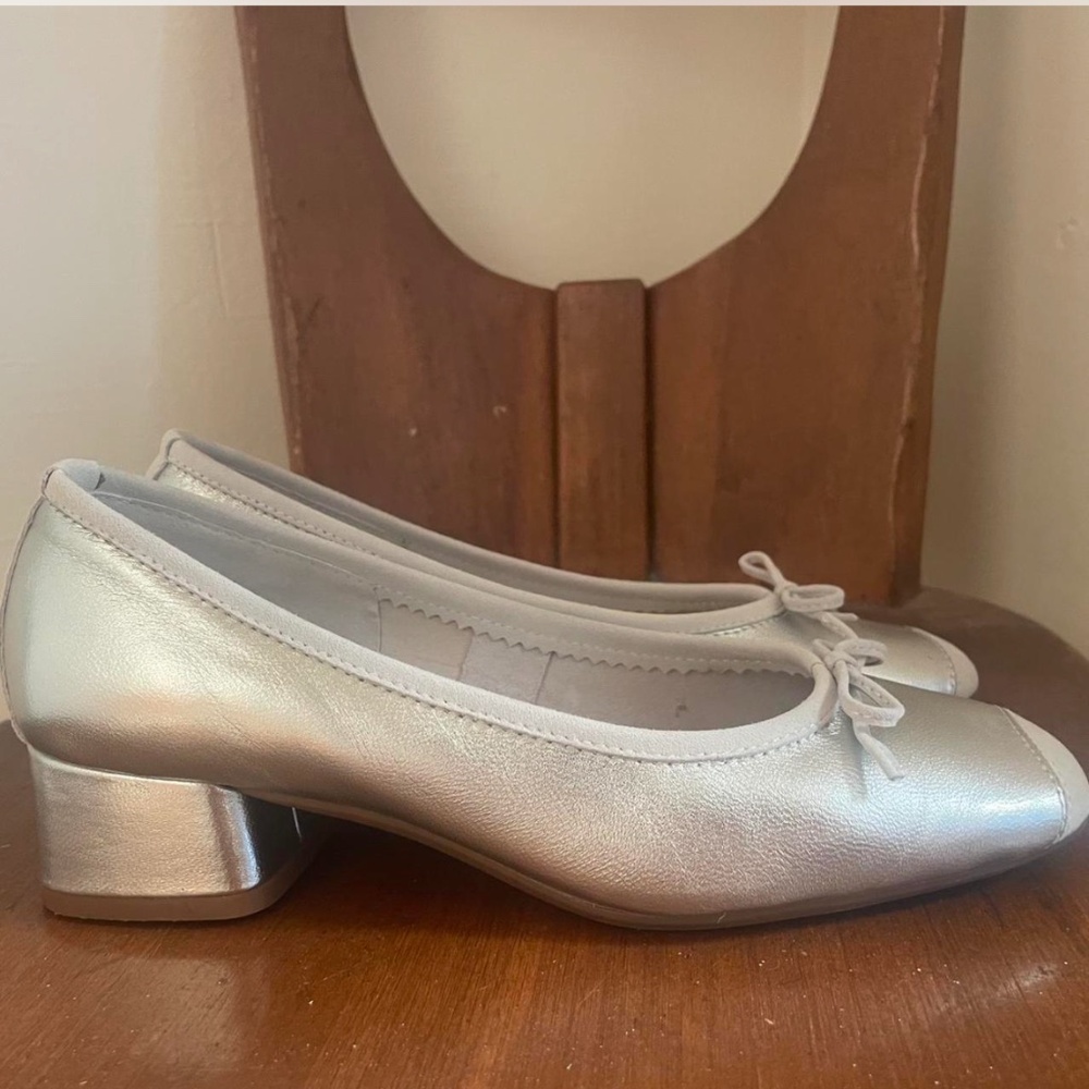 French ballet block heel shoes Requins size 6
